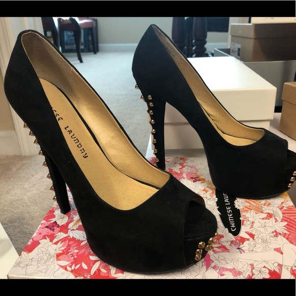 Platform Heels - Picture 1 of 3
